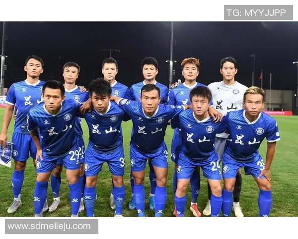 深圳足球队以87分领跑杯赛积分榜展现强劲实力争夺冠军